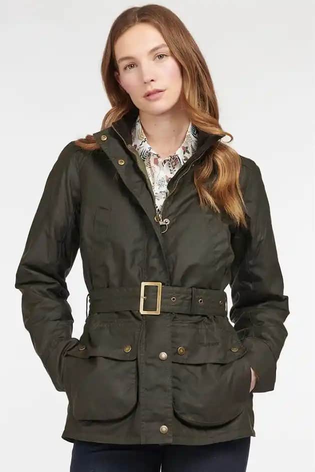 Montgomery Ceketi: Tarihsel Kökenleri ve Güncel Moda Trendleri