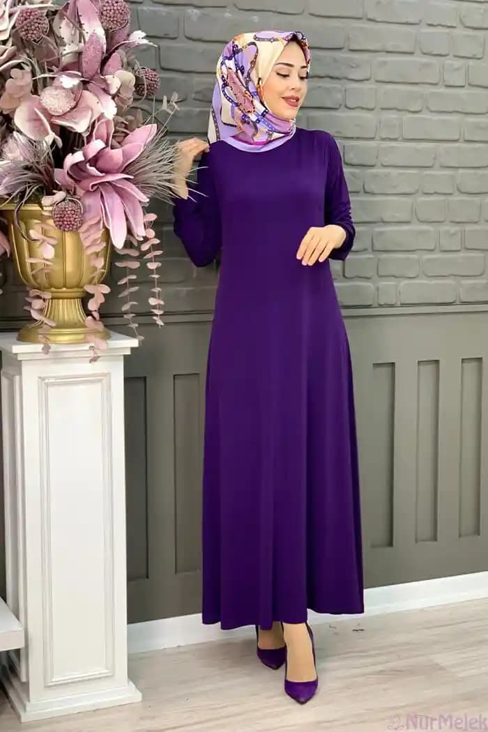 Mor Elbise Kombinleri: Şıklık ve Zarafetin En İyi Yöntemleri 75-90 Karakter