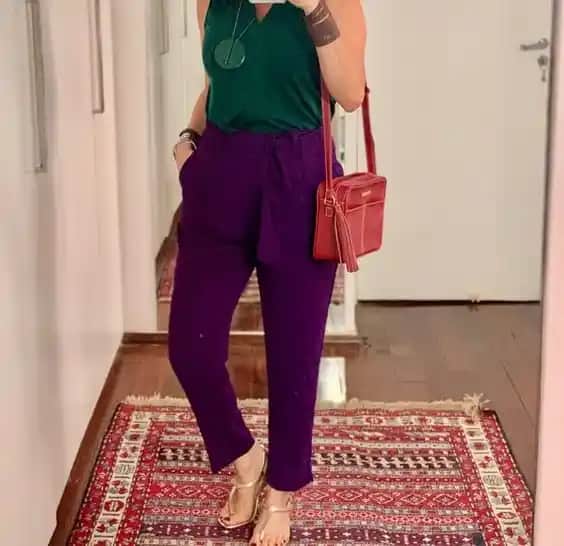 Mor Kumaş Pantolon Kombinleri: Renkli ve Şık Moda Trendleri ve Stil İpuçları
