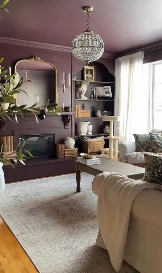 Mor ve Kahverengi Renk Uyumu ile Şık ve Doğal Bir Tarz Yaratma Rehberi