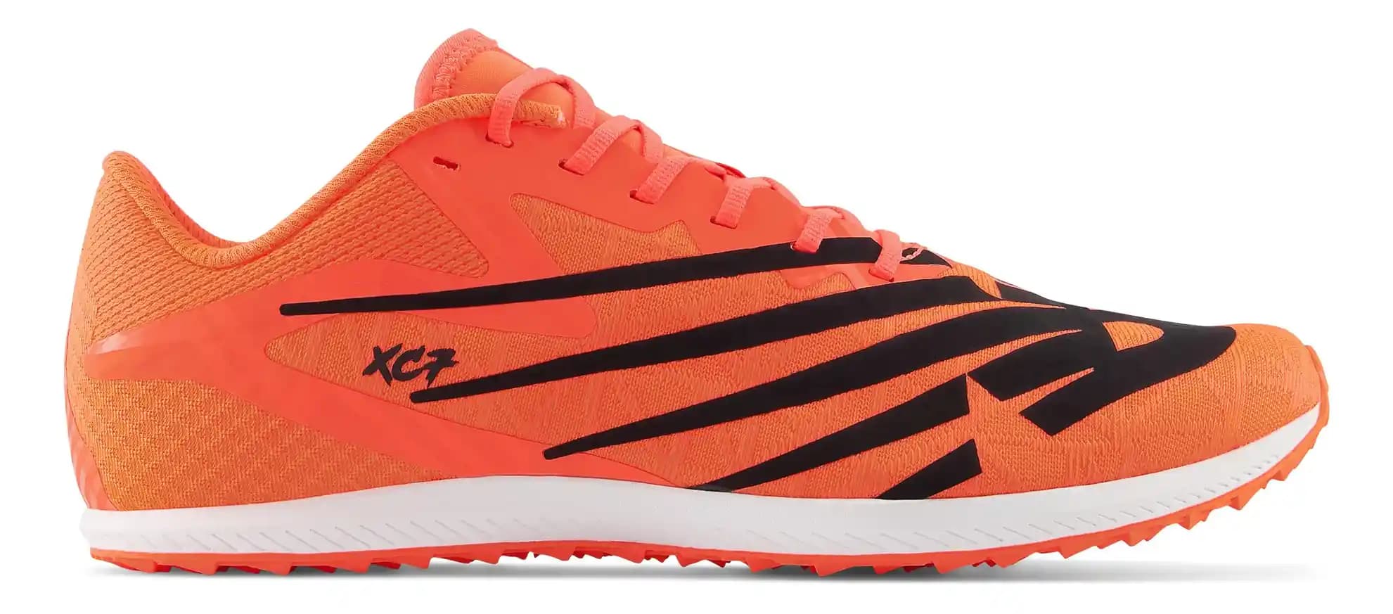 New Balance XC Spor Ayakkabısı ile Günlük Şıklık ve Fonksiyonelliğin Buluşması