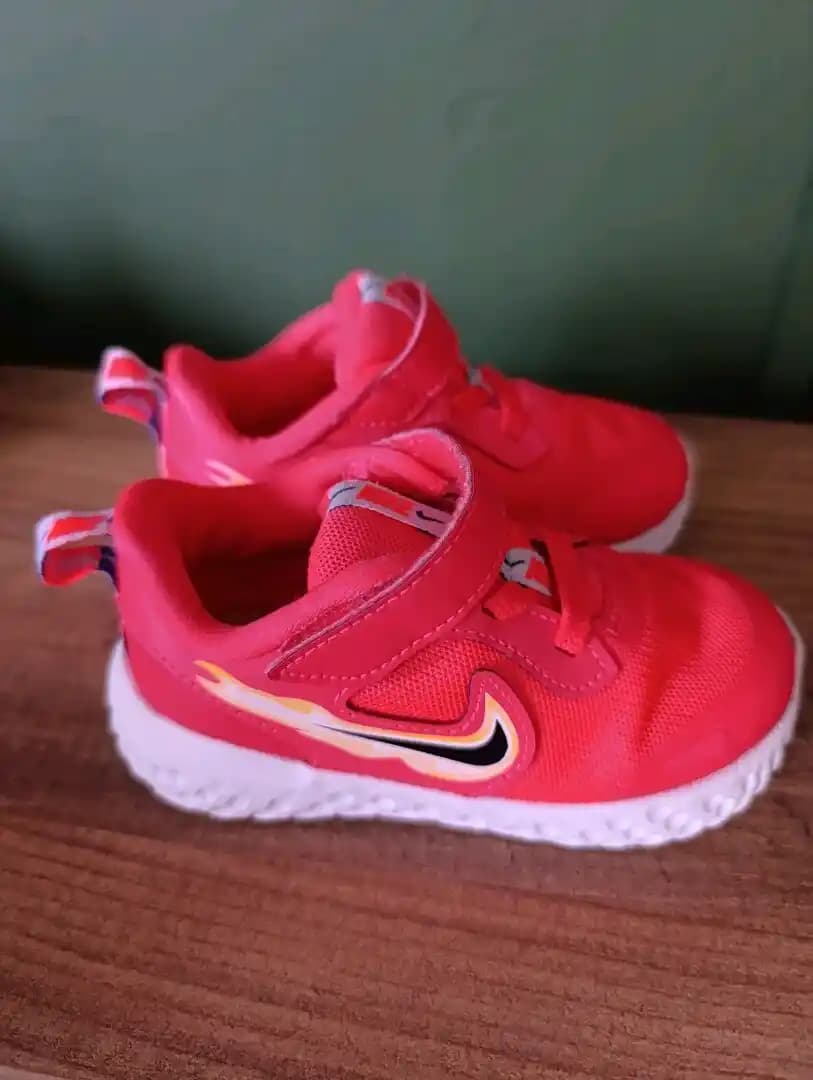 Nike 23 Numara Modada Kendine Has Bir İz Bırakan Büyük Numara Ayakkabılar