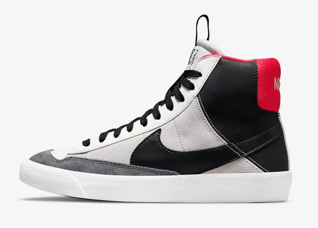 Nike Blazer Mid '77 SE Dance: Modern Tasarım ve Fonksiyonellik ile Moda İkonu