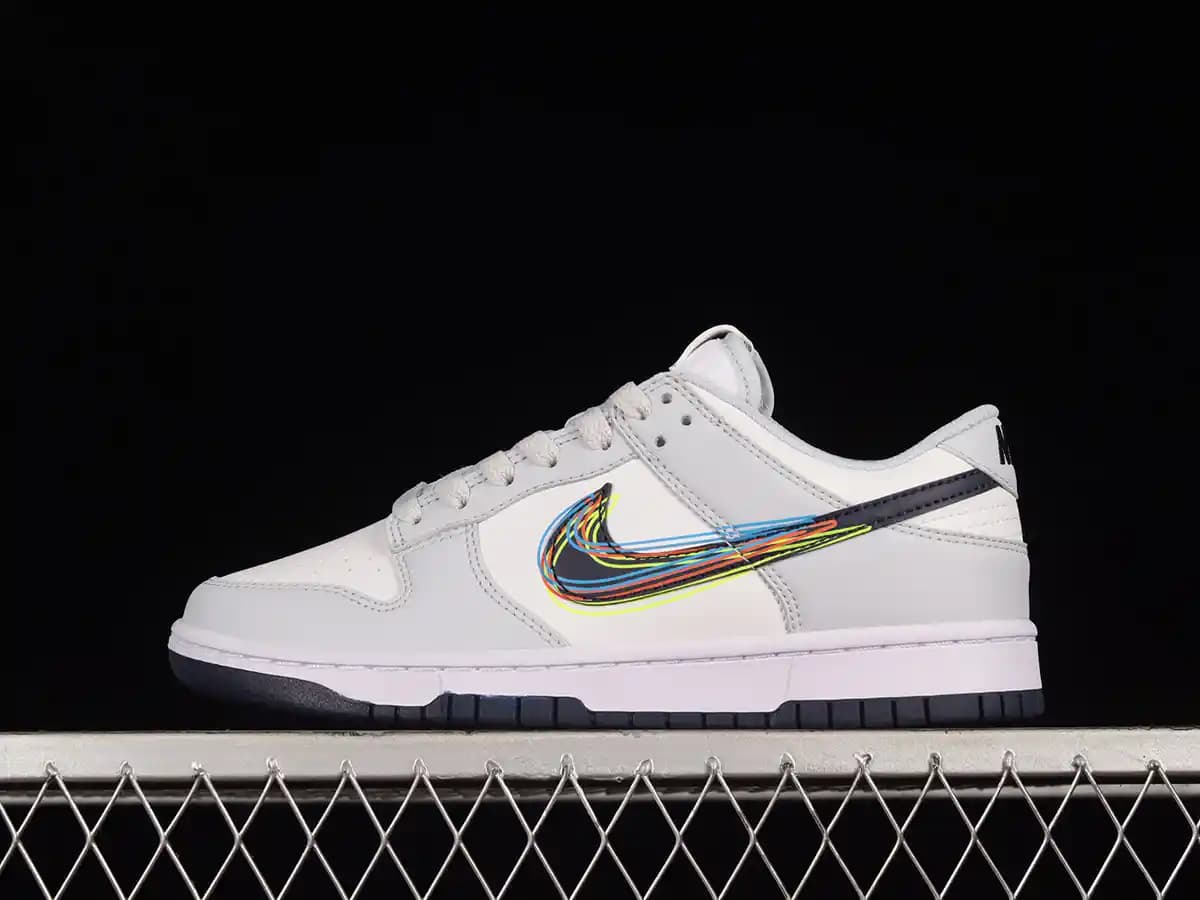 Nike Dunk Low ve 3D Swoosh Detaylarıyla Moda Dünyasında Yenilikçi Bir İfade
