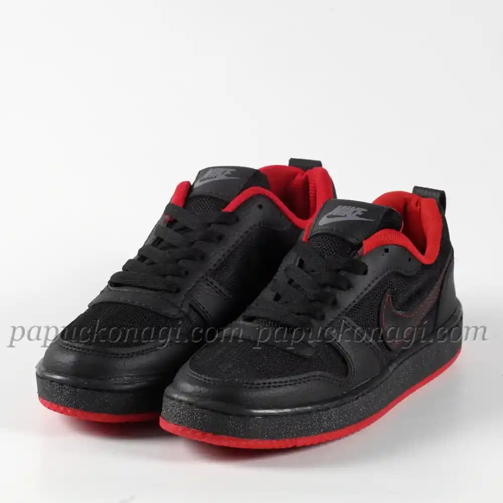 Nike'nin Eski Modelleri: Tarihsel Gelişimleri ve Moda Dünyasındaki Yeri