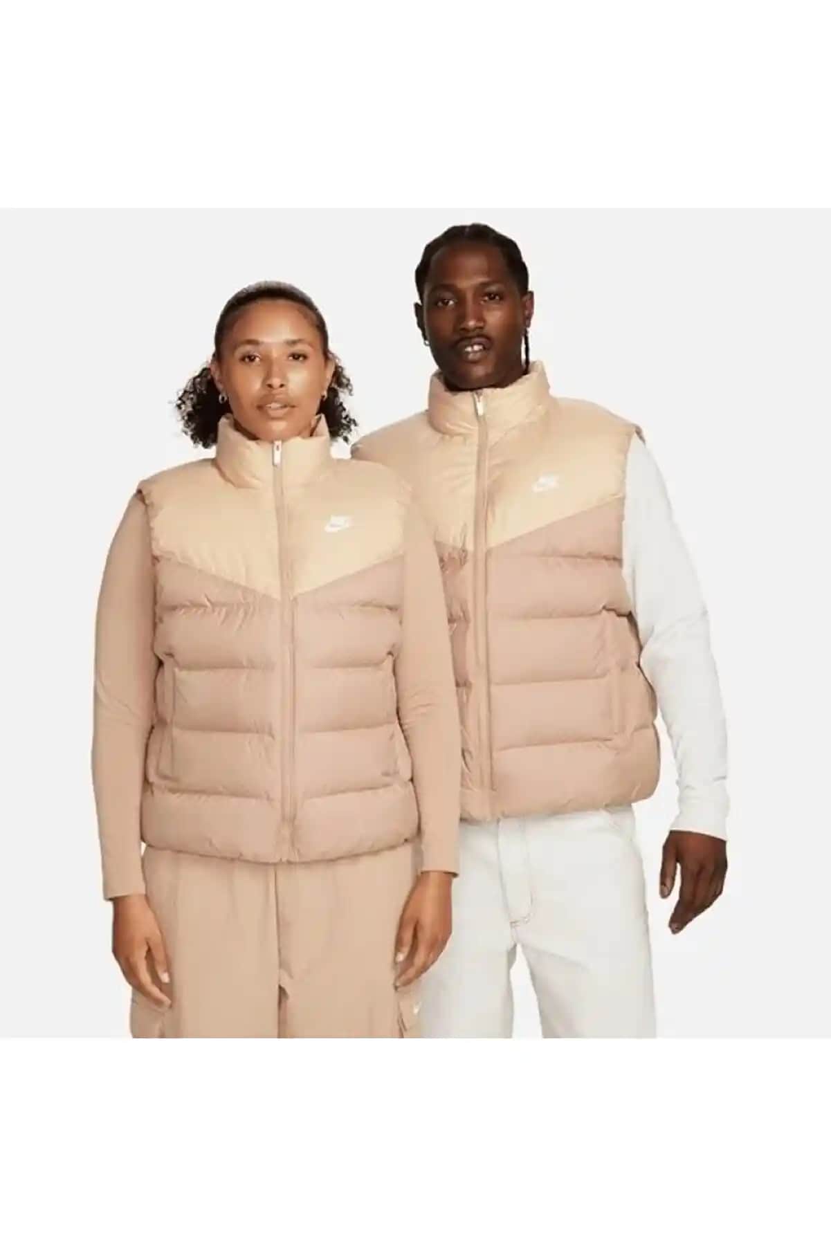 Nike Şişme Yelek Modelleri: Konfor ve Şıklığı Bir Arada Sunan Trendler