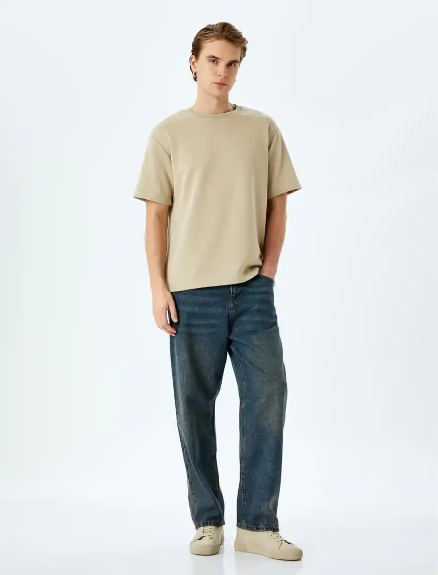 Normal Bel Pantolonlar: Günlük ve İş Hayatında Şıklık ve Rahatlık Sunan Moda Parçası