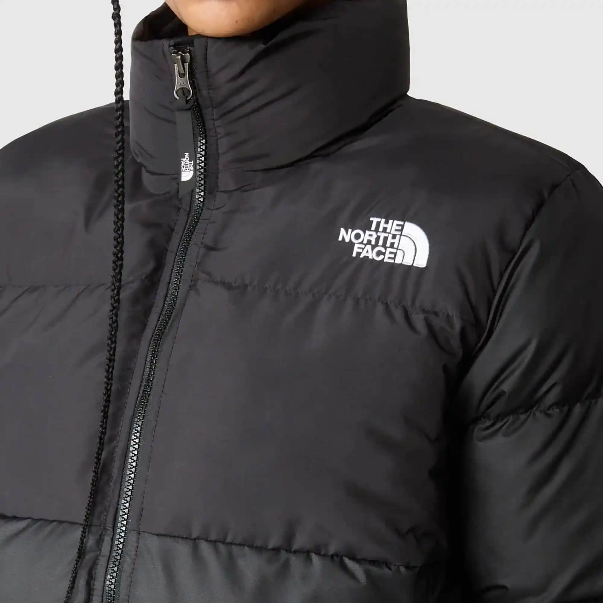 North Face Kadın Şişme Montları ile Kışta Stil ve Konforu Bir Arada Yaşayın