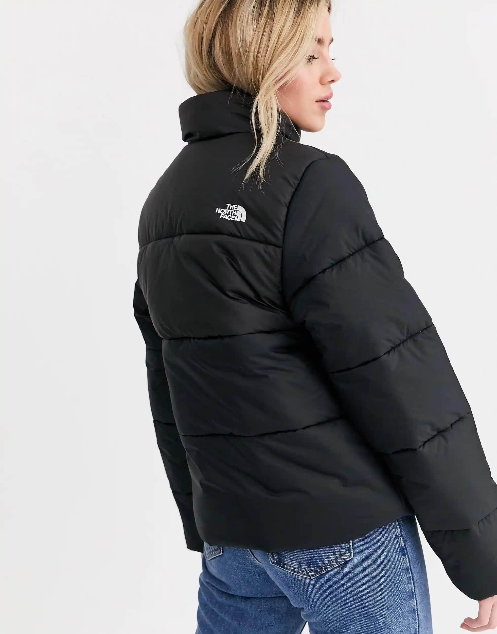 North Face Puffer Mont Koleksiyonları: Şıklık ve Fonksiyonellik Bir Arada