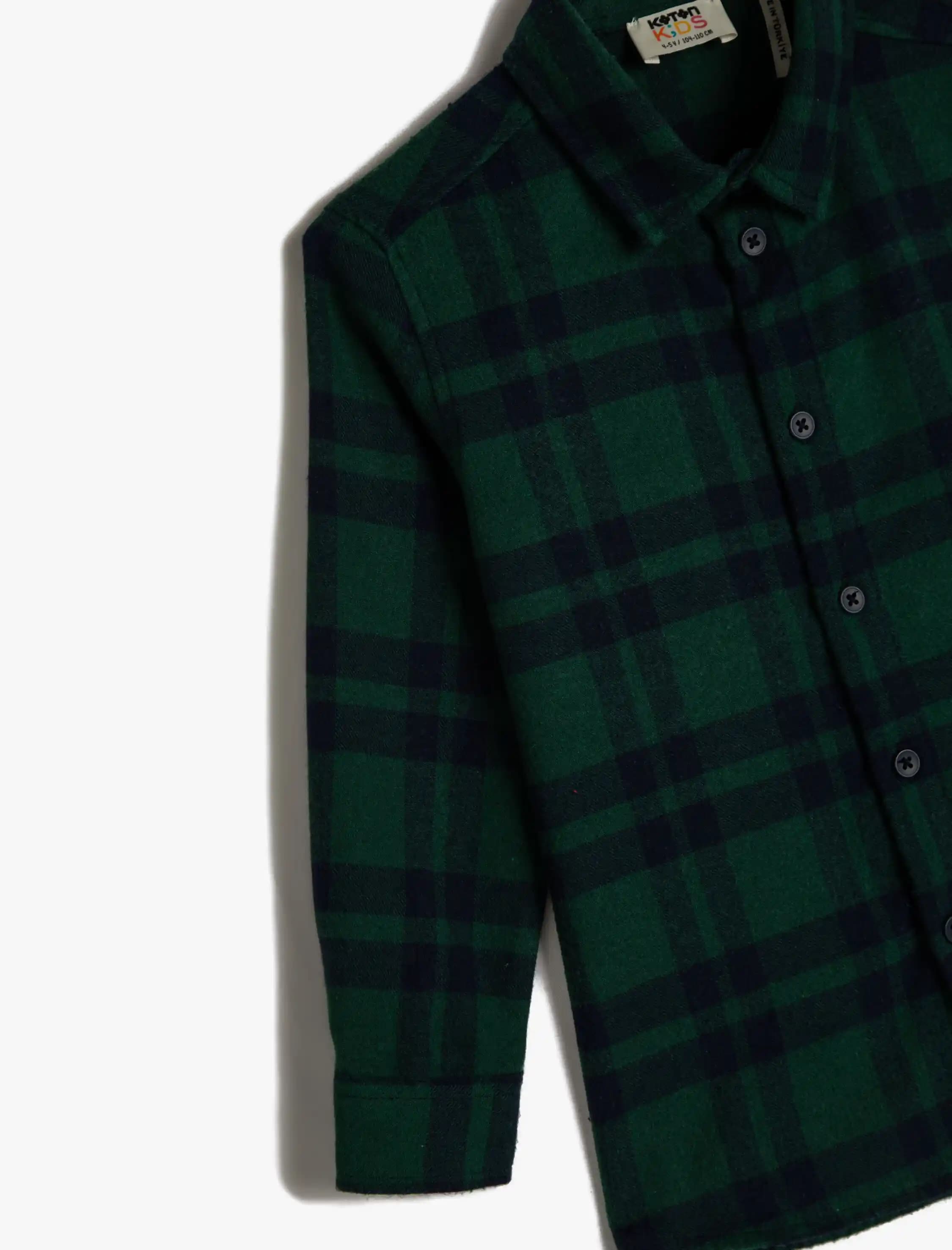 Oduncu Gömleği: Doğadan İlham Alan Moda Parçası ve Günlük Şıklık İçin Uygun Alternatif