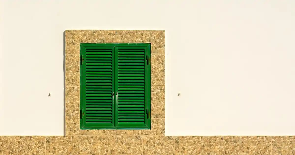 Off White Erkek Tişörtleri: Moda Trendlerini Yansıtan Şık ve Konforlu Seçenekler