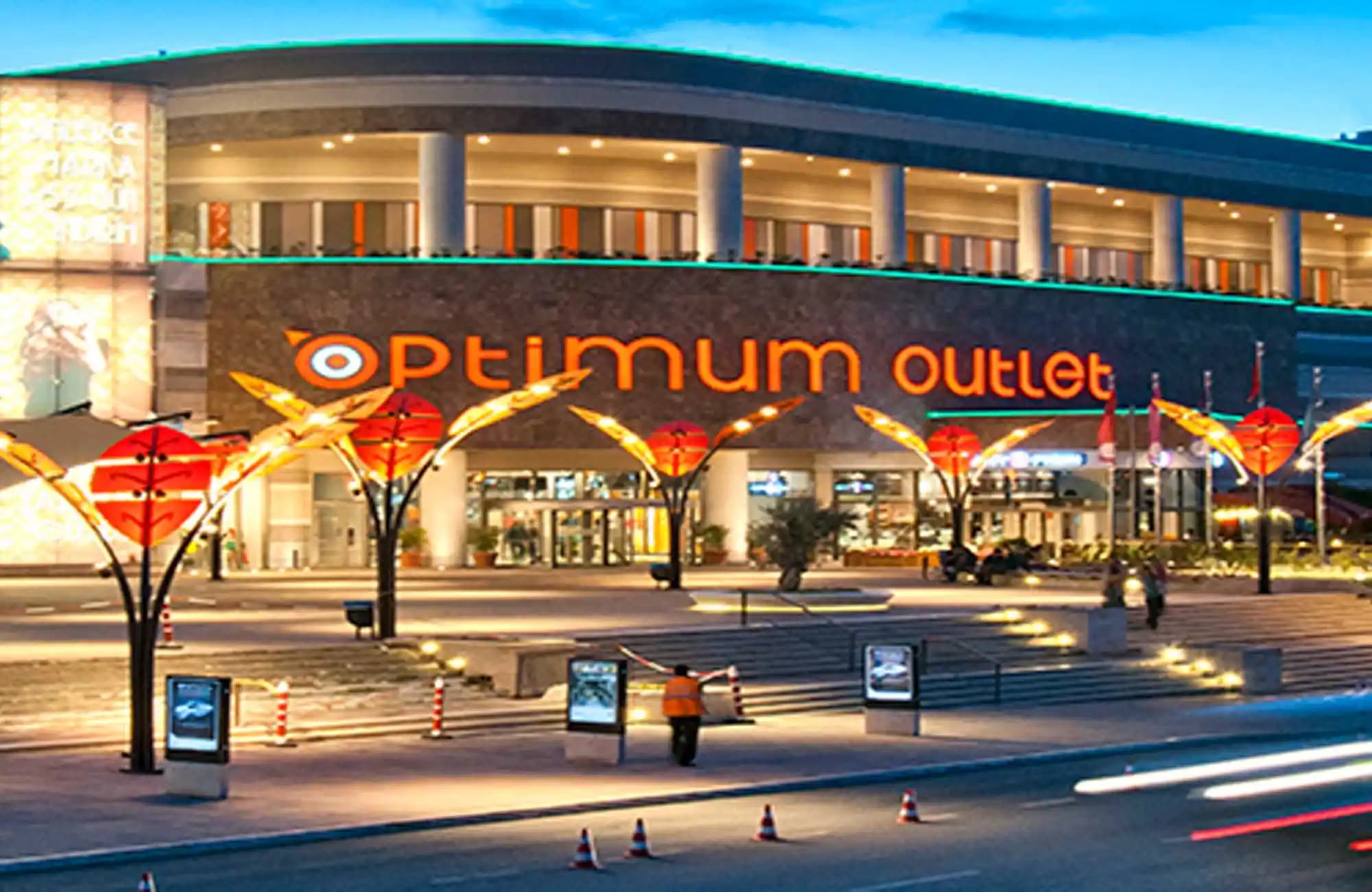 Optimum Outlet Moda Tutkunları İçin Güncel ve Uygun Fiyatlı Alışveriş Seçeneği