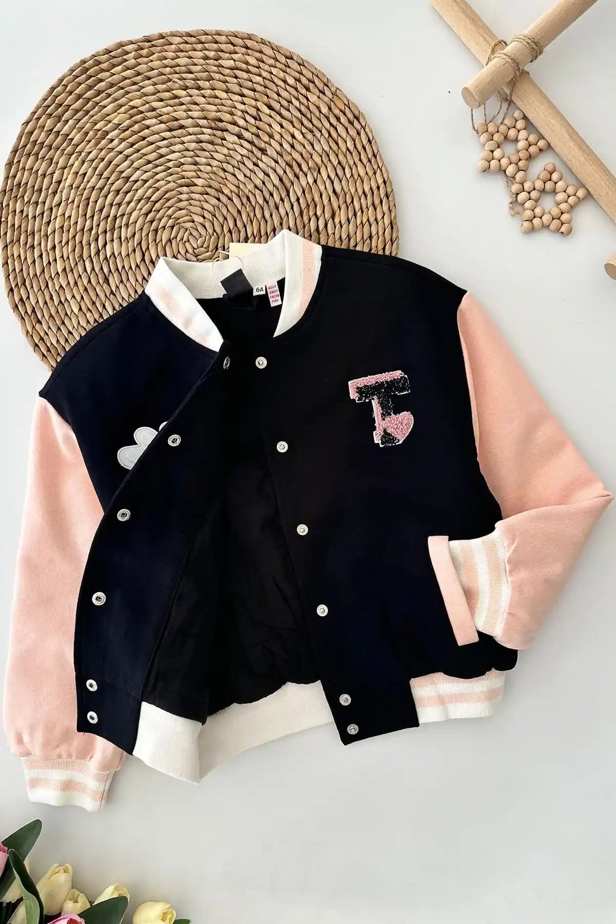 Orjinal Kolej Montu Seçimi ve Moda Trendleri Hakkında Kapsamlı Rehber