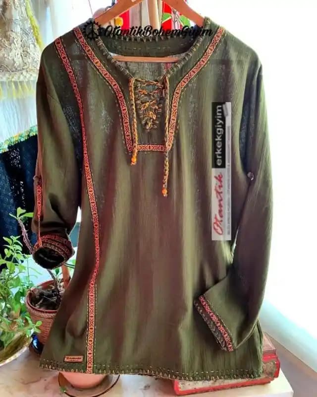 Otantik Erkek Gömlekleriyle Geleneksel ve Modern Tarzın Buluşması