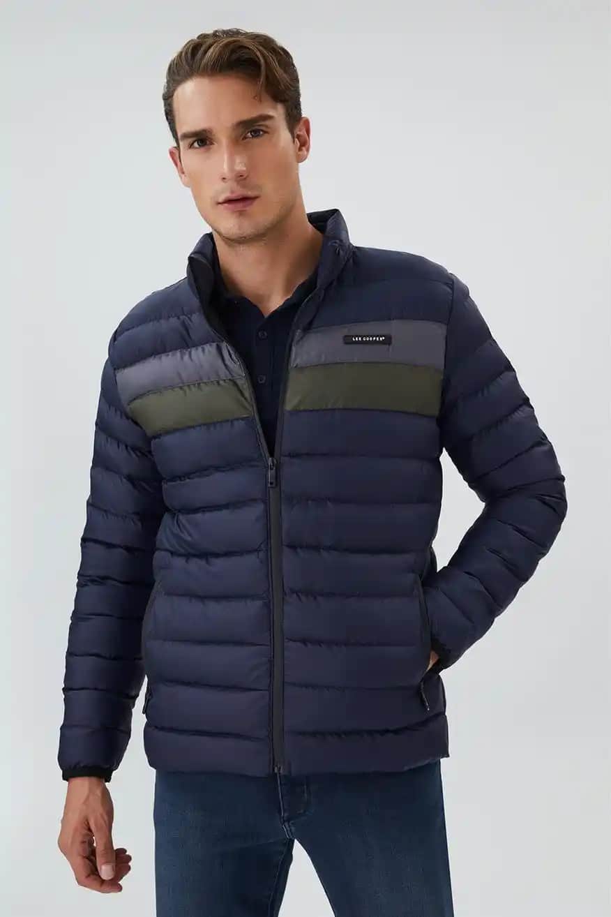 Oxford Mont: Zamansız Şıklık ve Fonksiyonellik Sunan Kış Modası Parçası