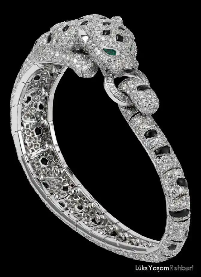 Pahalı Bileklik Markaları ve Lüks Takı Modasında Prestijli Seçenekler