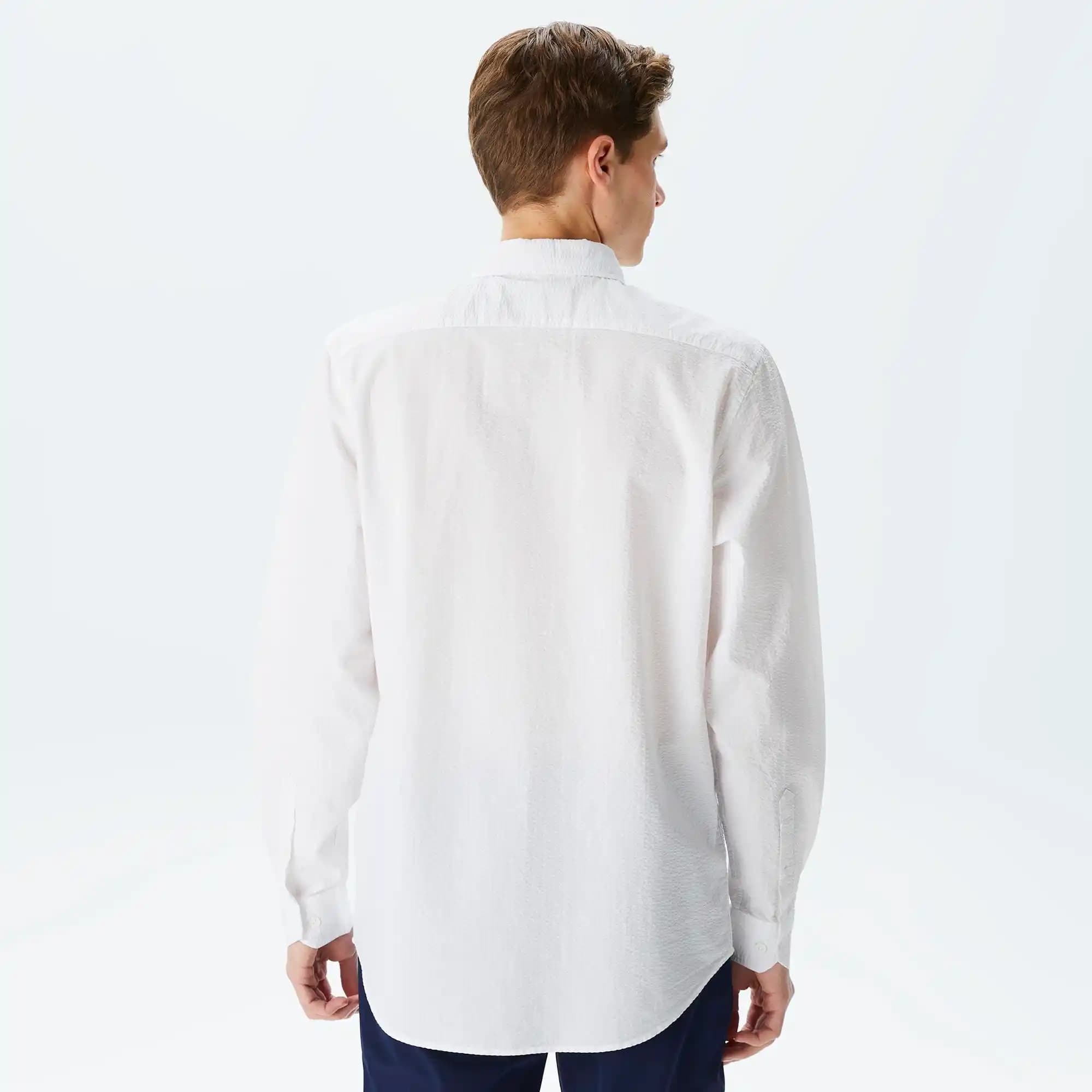 Pamuk Beyaz Gömlek Modasında Zamansız Şıklık ve Güncel Trendler