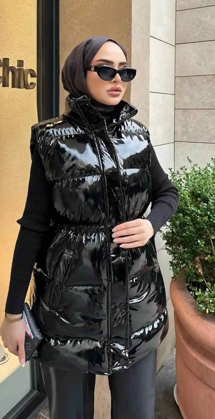 Parlak Şişme Yelek Modada Cesur ve Şık Bir Trend Olarak Gelişiyor