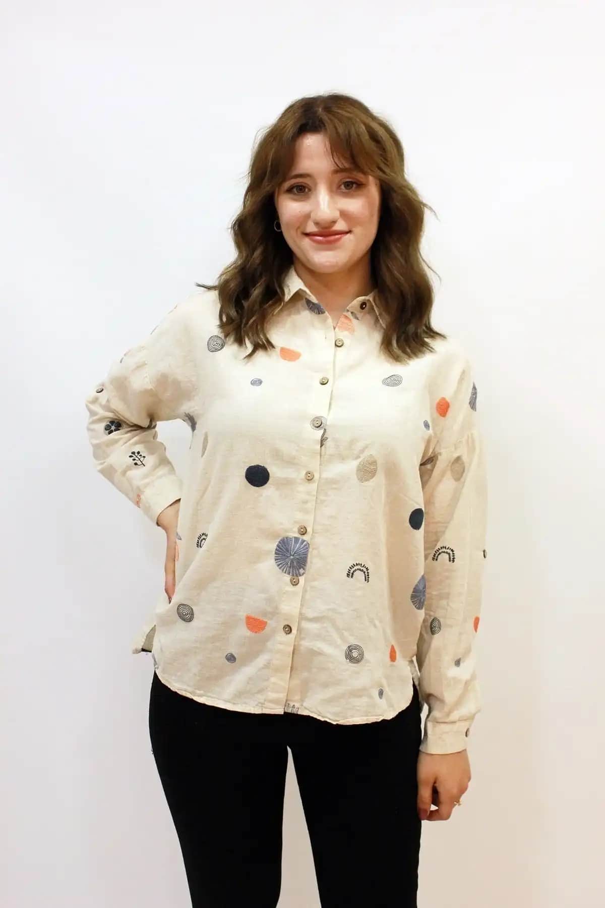 Patiskha Keten Gömlek: Doğal ve Şık Tasarımlarla Güncel Moda Seçenekleri