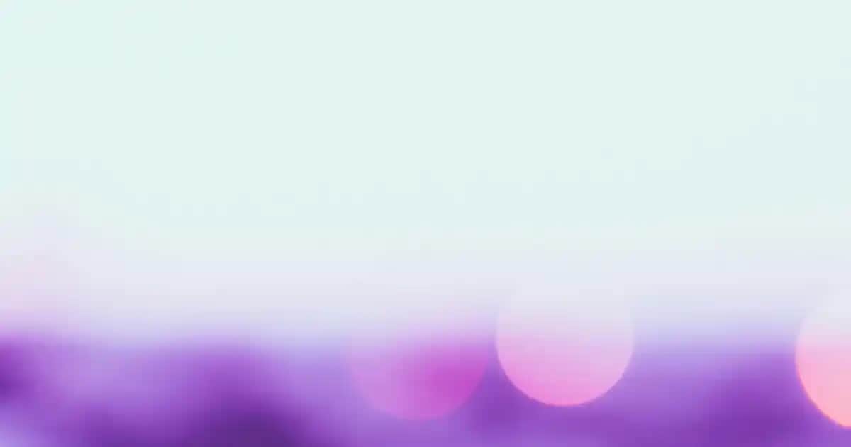 Petrol Mavisi Pantolon: Moda Dünyasında Zamansız Şıklık ve Çok Yönlü Kullanım