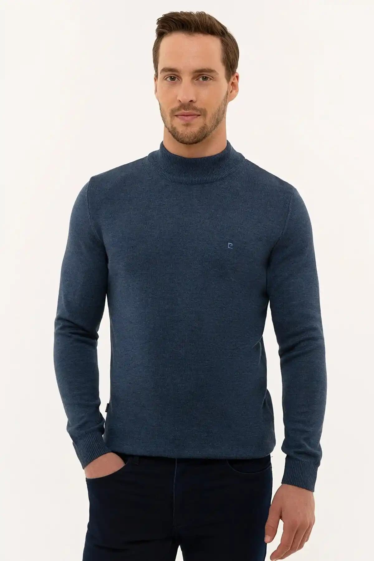 Pierre Cardin Erkek Triko Kazaklar: Zamansız Şıklık ve Güncel Moda Trendleri