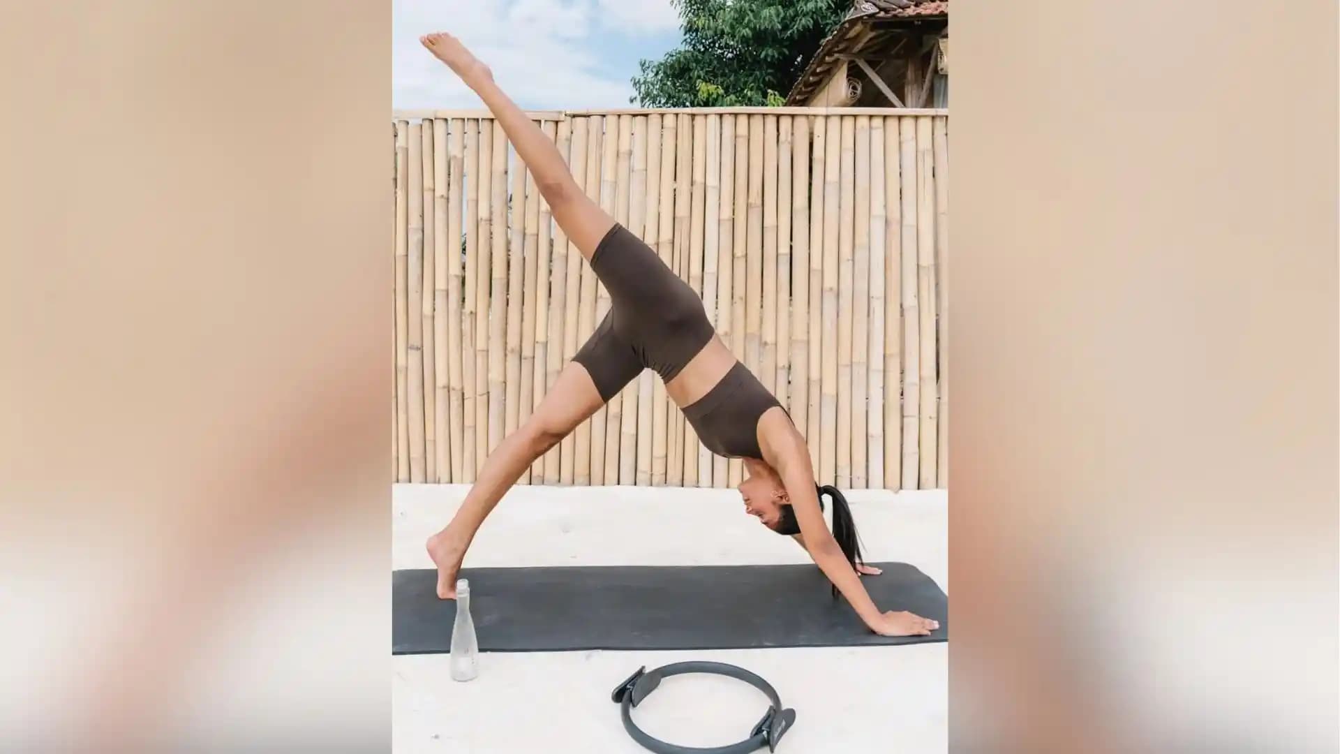 Pilates yaparken kıyafet seçimi: moda ve konforun uyumlu birleşimi