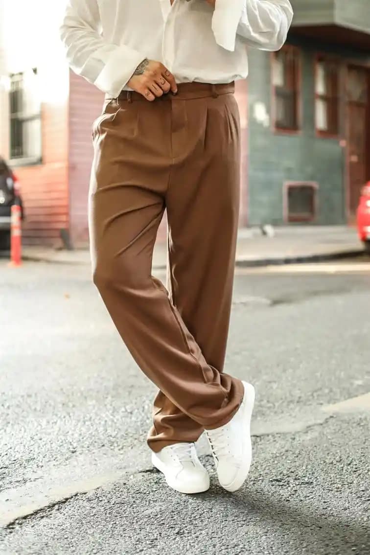 Pileli Pantolon Kombinleri: Tarzınızı Yansıtan Şık ve Rahat Seçenekler