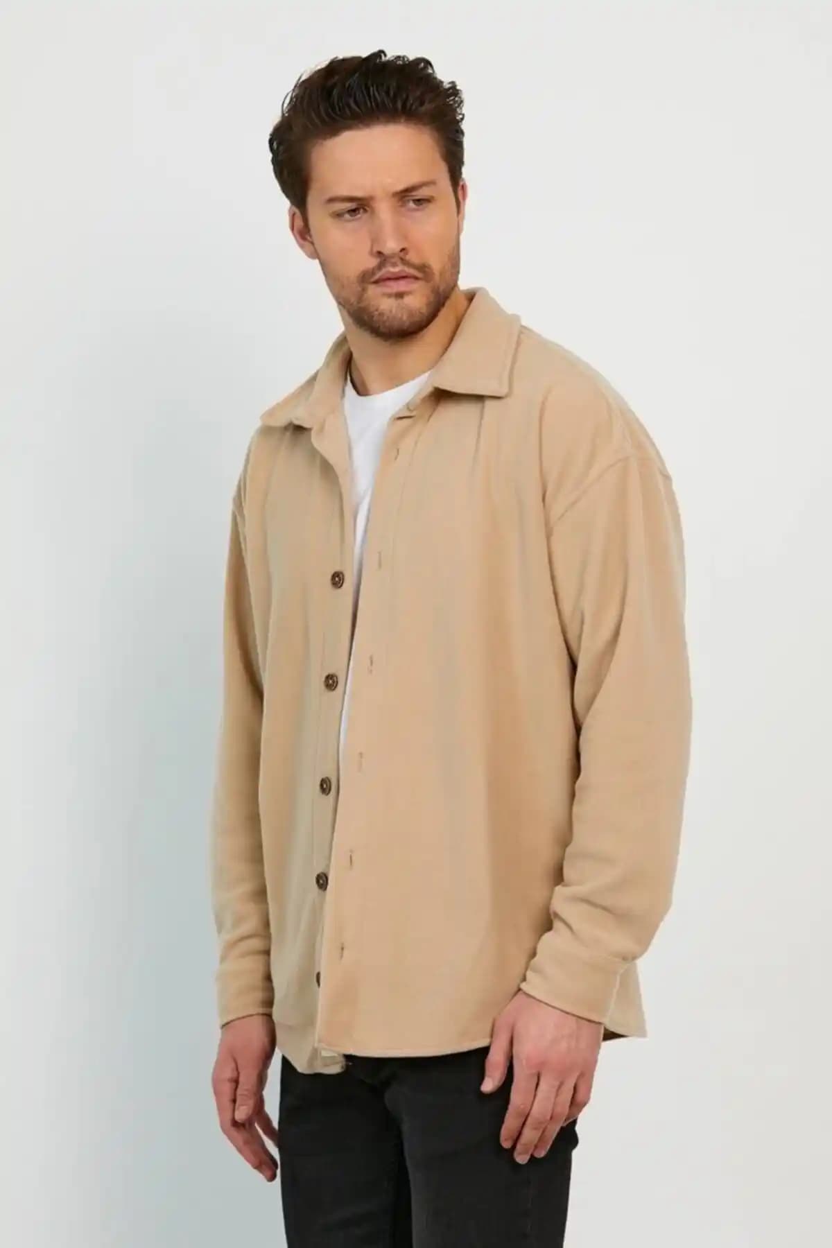 Polar Oduncu Gömleği: Doğadan İlham Alan Modern Moda ve Kombinasyon Önerileri