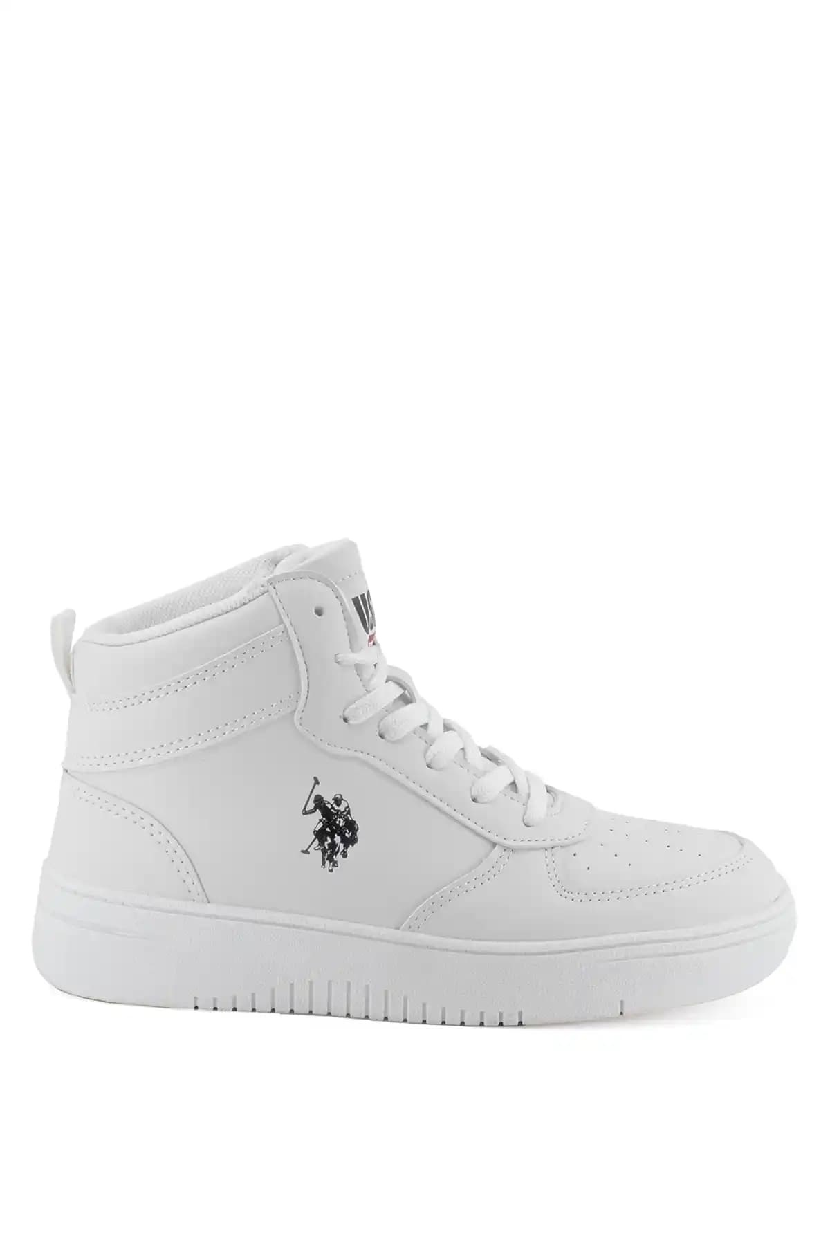 Polo Beyaz Bot Modasında Zamansız Şıklık ve Çok Yönlülük Analizi