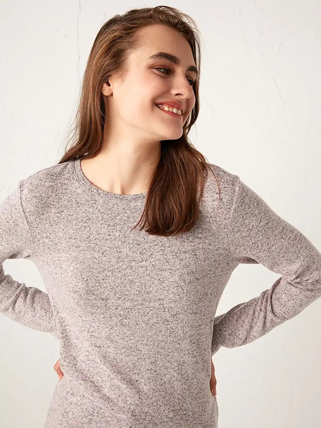 Polyester Kazaklar: Uygun Fiyatlı, Dayanıklı ve Stil Sahibi Kış Giyim Seçenekleri