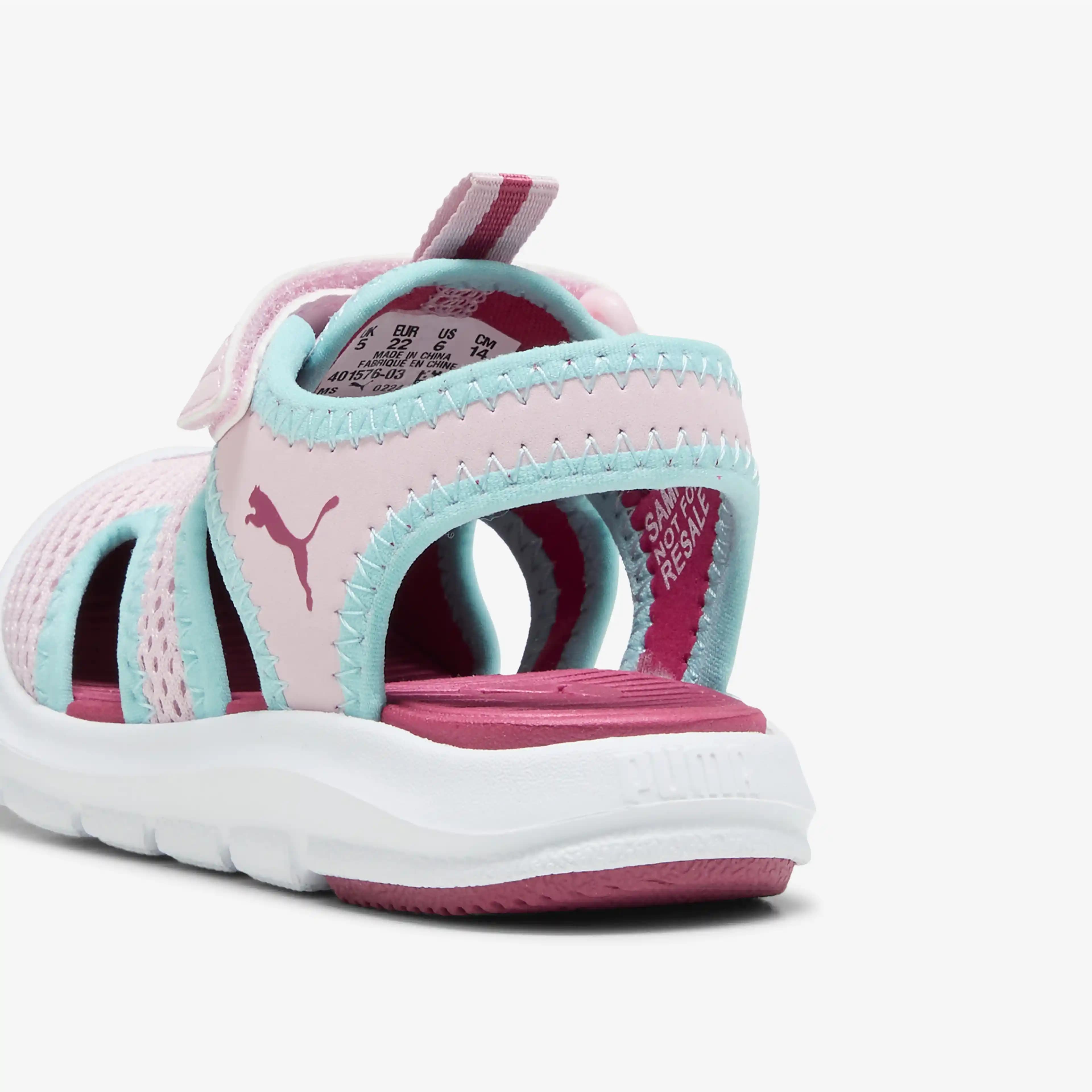 Puma Bebek Sandaletleri: Şıklık ve Konforu Bir Arada Sunan Yaz Ayakkabıları