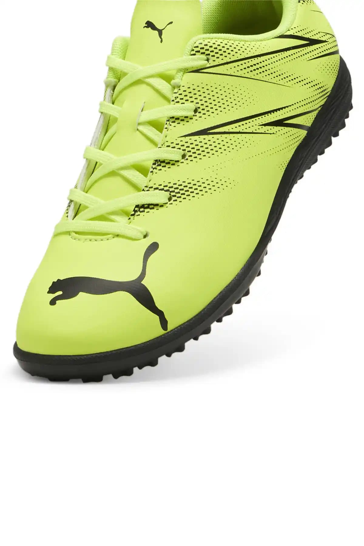 Puma Çocuk Halı Saha Ayakkabıları: Performans ve Şıklığın Modern Buluşması
