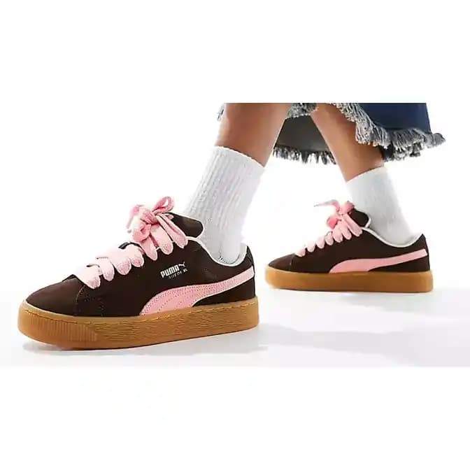 Puma Kalpli Ayakkabılar: Moda Trendlerini Yansıtan Sevgi Dolu Spor Ayakkabıları