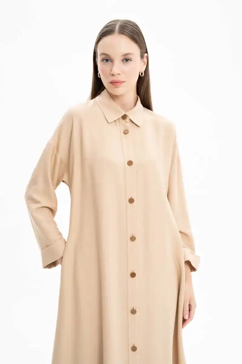 Rahat Kesim Elbiseler Modada Konfor ve Şıklığın Modern Buluşması