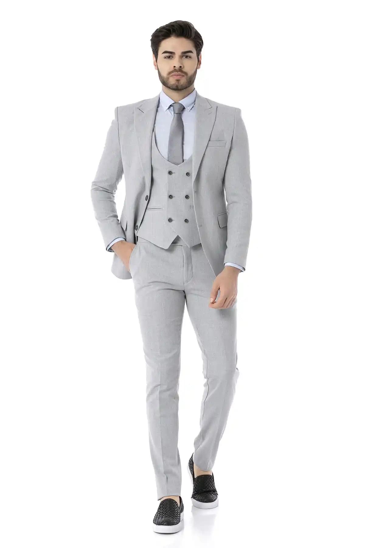 Ramo Takım Elbise Nedir? Modern ve Klasik Çizgileri Harmanlayan Tasarımlar