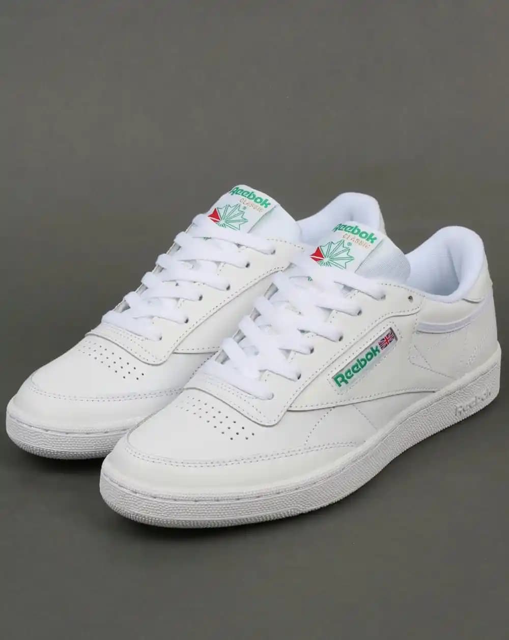 Reebok Club C 85: Klasik ve Modern Tarzı Yansıtan Spor Ayakkabı Seçenekleri
