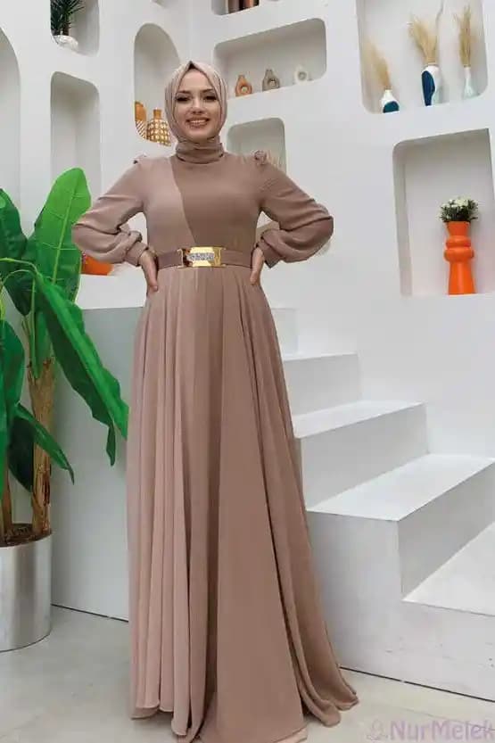 Renkli Nikah Elbiseleri: Gelenekselin Ötesinde Modern ve Özgün Seçenekler