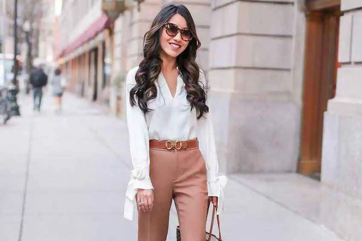 Resmi Kadın Kombinleri: Güncel Trendler ve Şık Giyim Önerileri