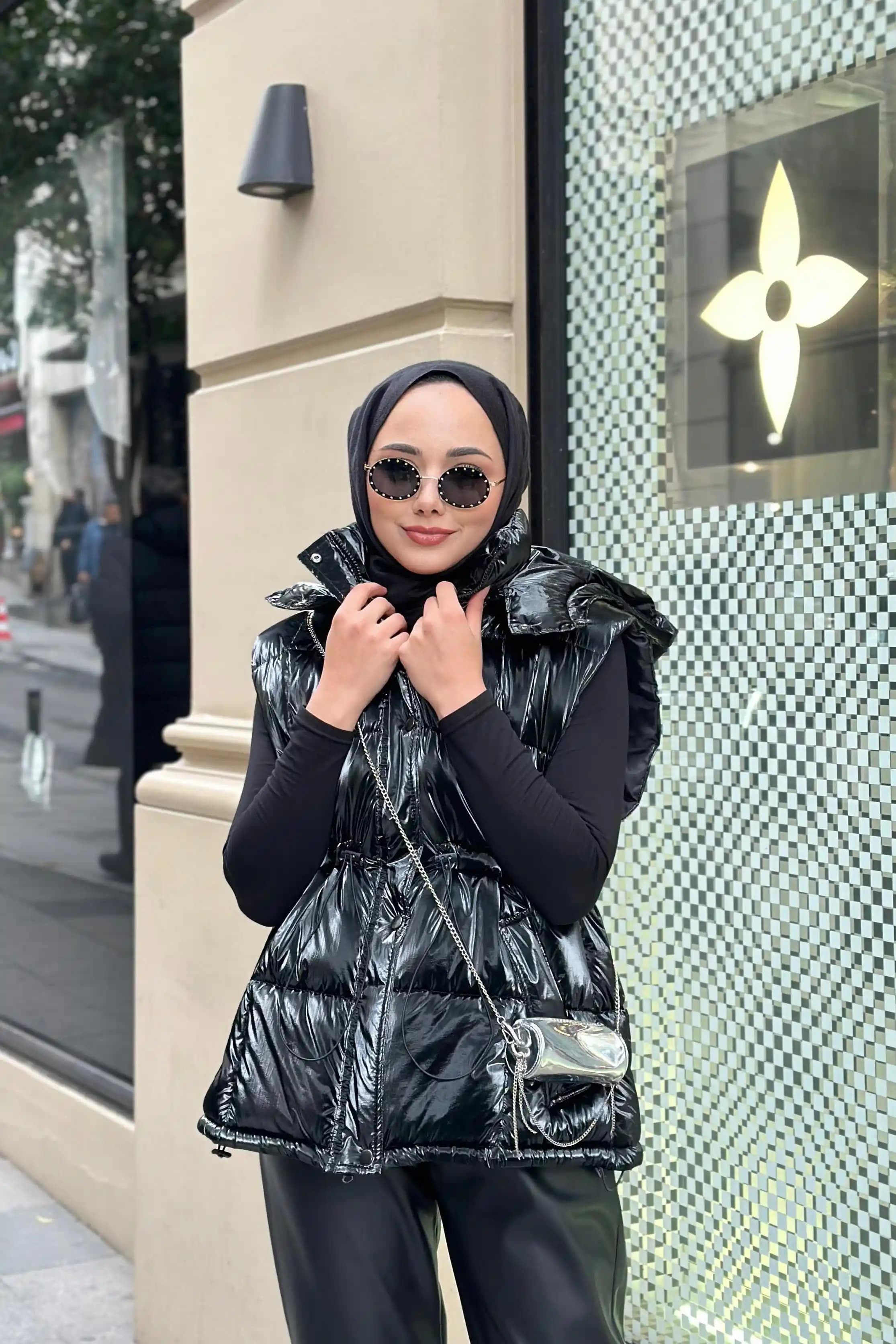 Rugan Şişme Yelek Modada Şıklık ve İşlevselliğin Modern Buluşması