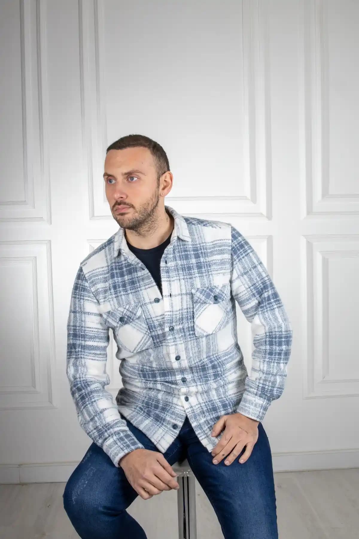 Sarar Oduncu Gömleği: Güncel Moda Trendleriyle Şık ve Rahat Bir Tarz Yaratın