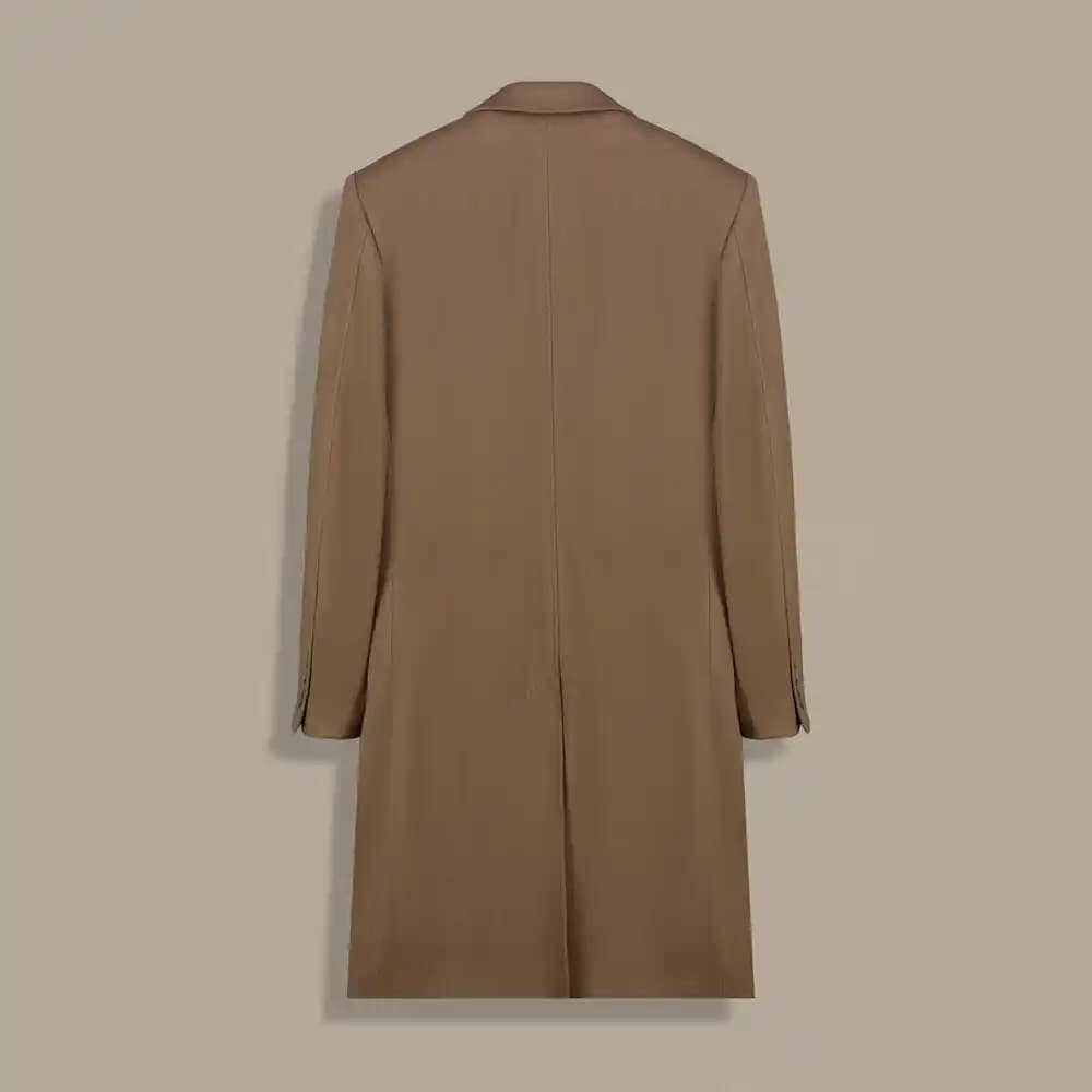 Sarar Palto ile Kış Moda Trendlerini Yansıtan Şıklık ve Fonksiyonellik