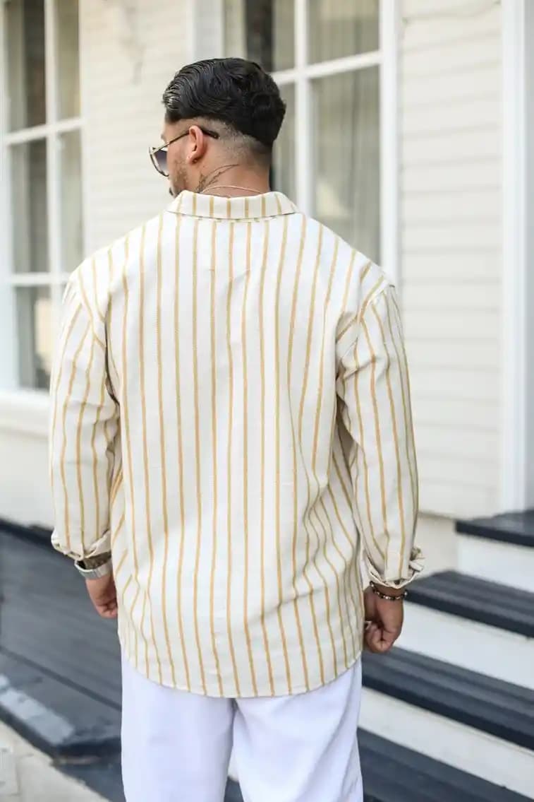 Sarı Çizgili Gömleklerin Moda Dünyasındaki Yeri ve Kombinasyon İpuçları