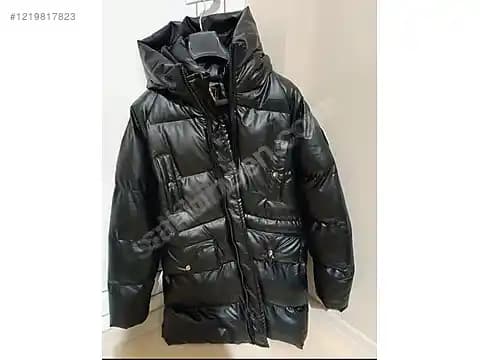 Satılık Mont Seçerken Dikkat Edilmesi Gerekenler ve Güncel Moda Trendleri