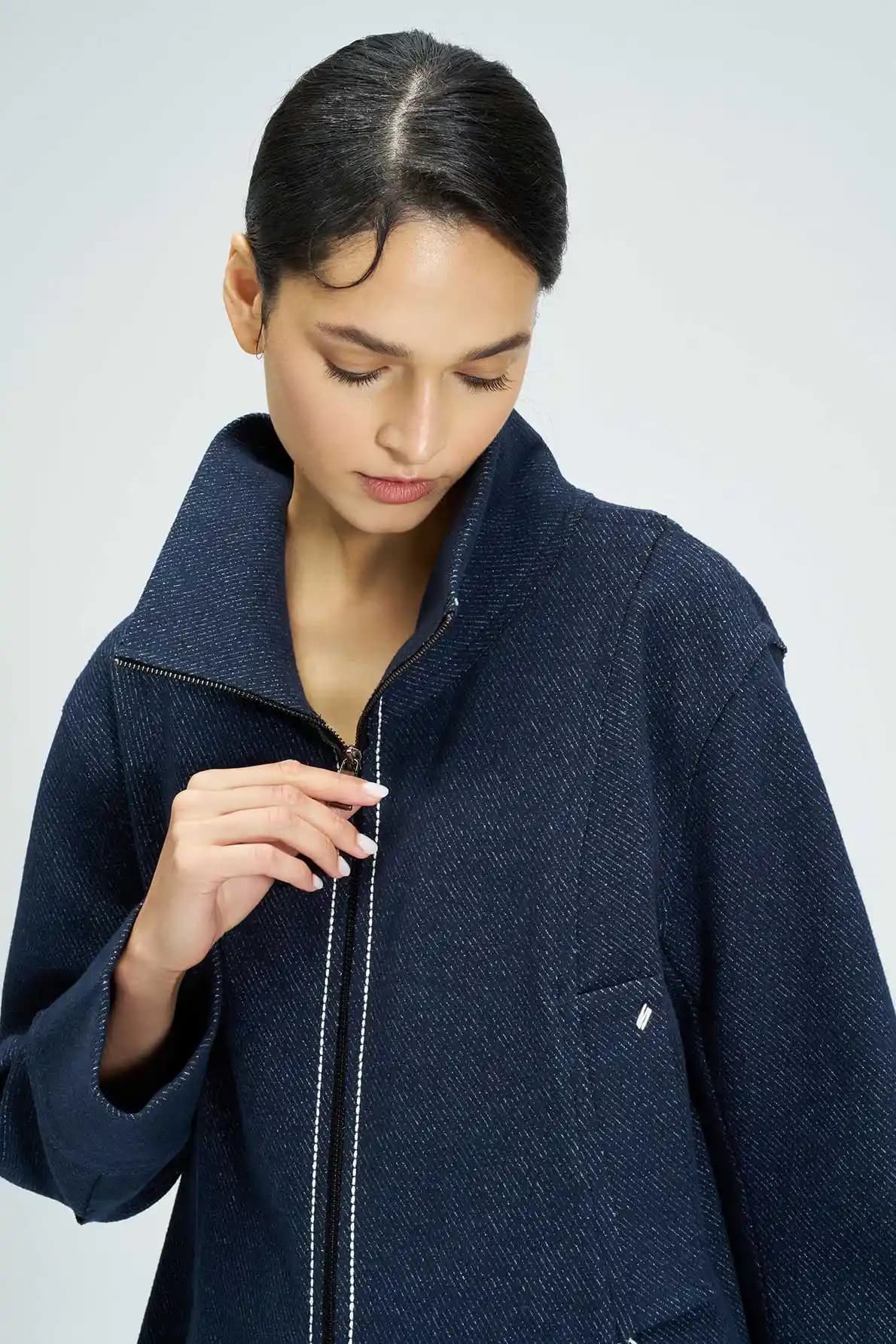 Sezon Sonu Montlarıyla Sonbahar ve Kışın Şıklığını Yakalayın Modaya Uygun Seçenekler