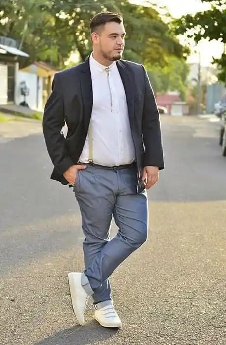 Şişman Erkekler İçin Şık ve Konforlu Takım Elbise Modelleri ve Stil İpuçları