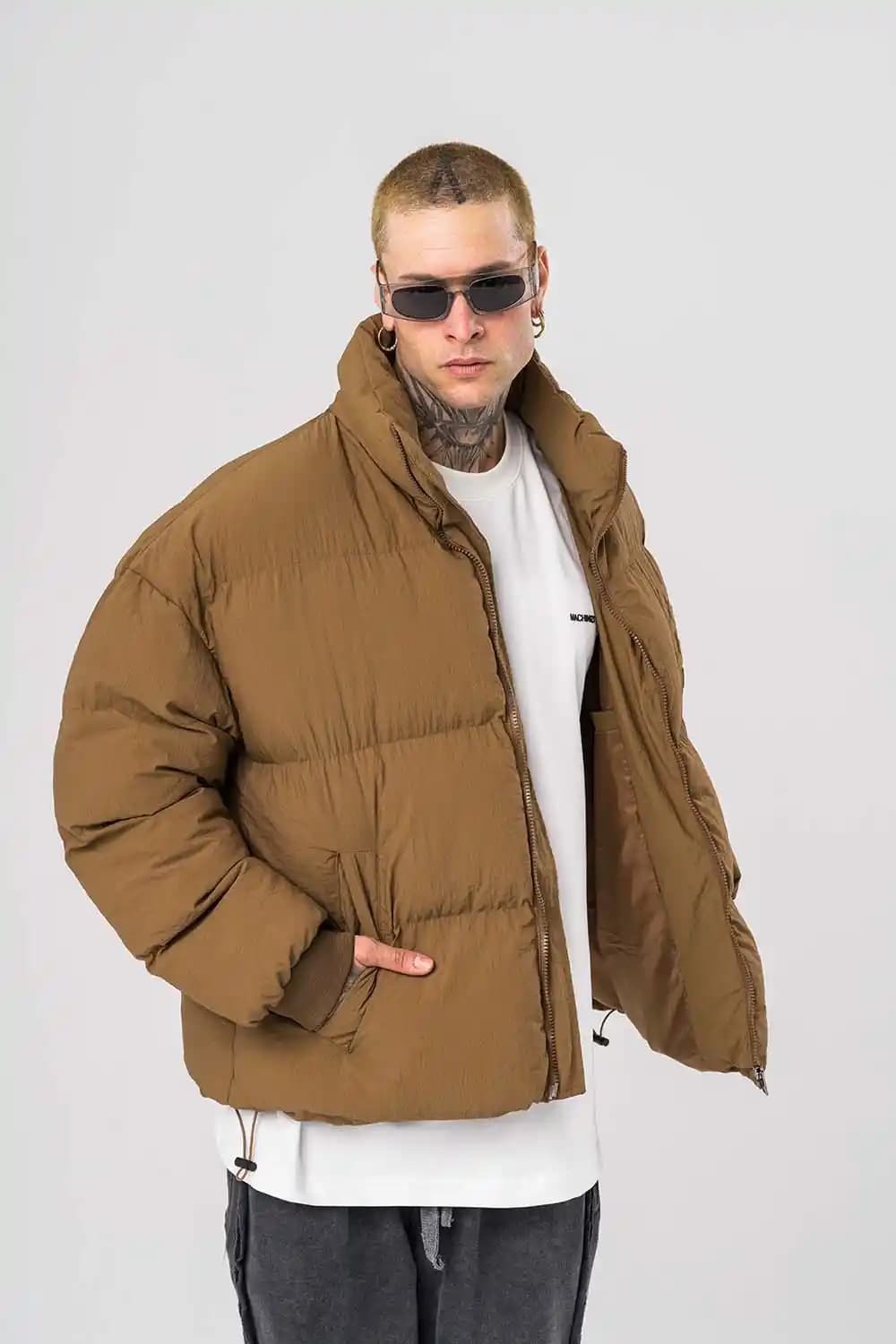 Şişme Mont Kabartma Teknolojisi ve Moda Trendleri Günümüzde Popülerlik Kazanıyor