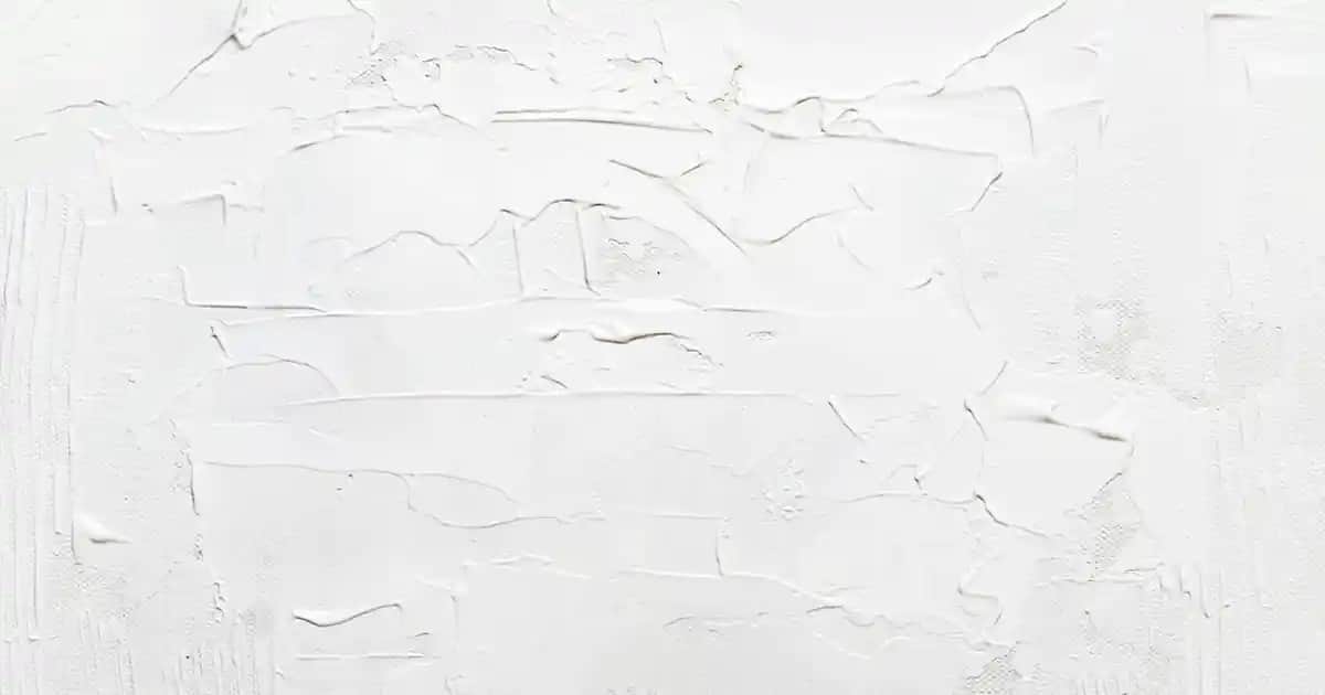 Siyah Boğazlı Kazaklar: Kış Modasının Vazgeçilmez Parçası ve Stil İpuçları