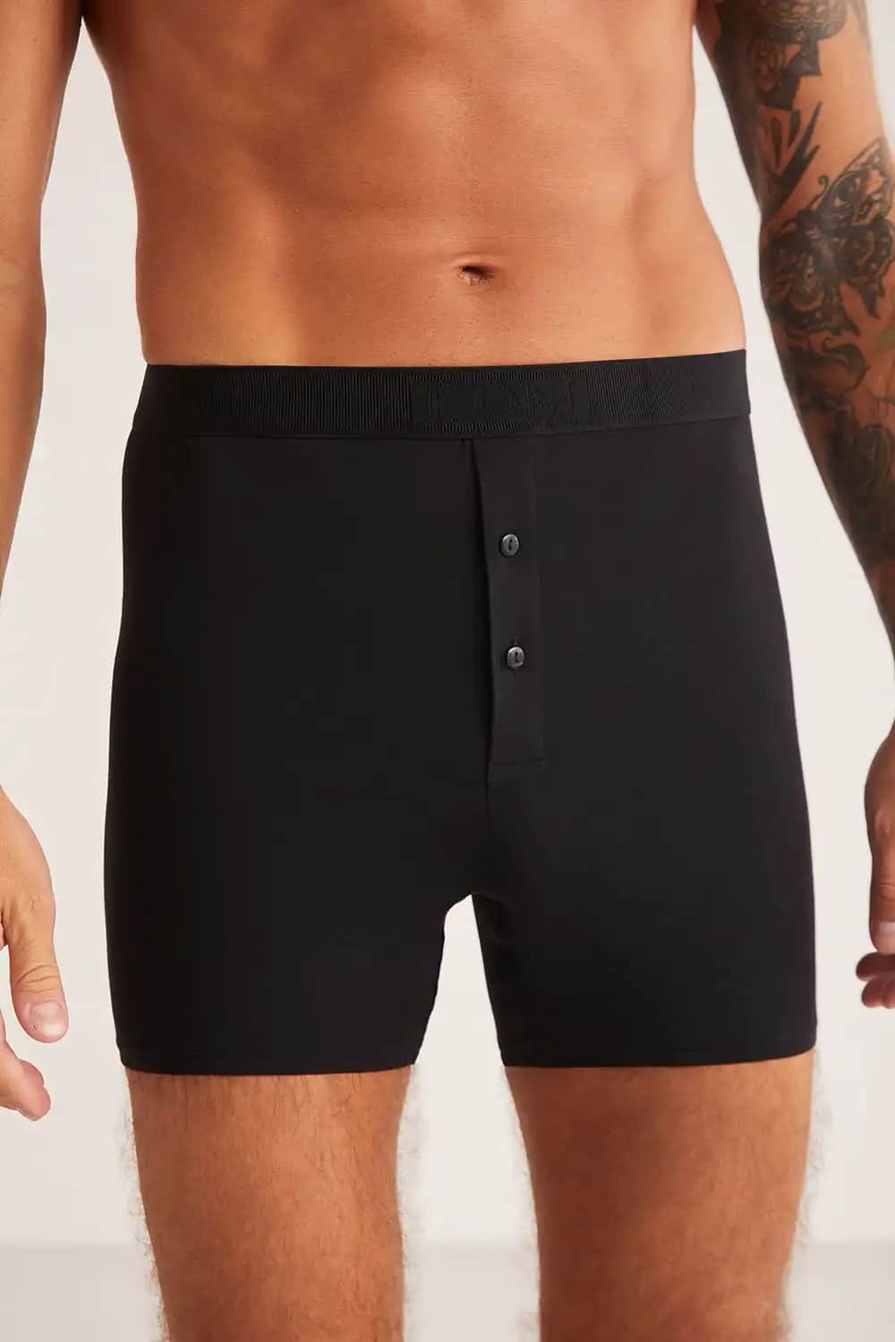 Siyah Erkek Boxer Modası ve Stil İpuçlarıyla Güncel Trendler