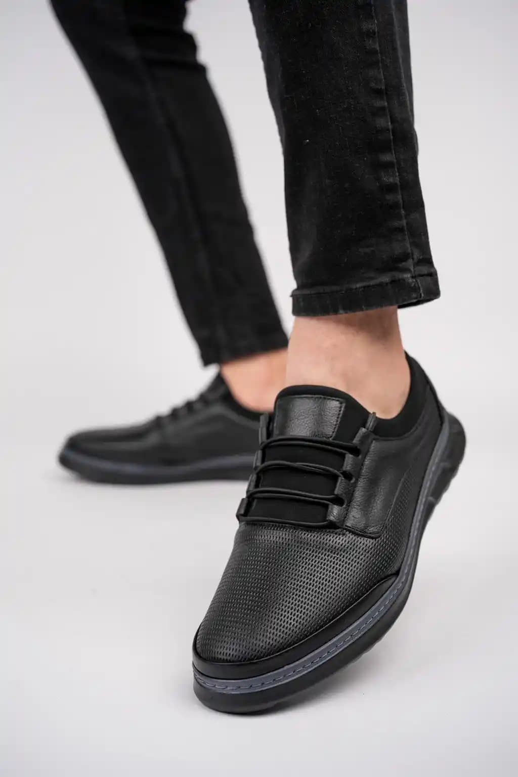 Siyah Erkek Deri Casual Ayakkabılar: Moda ve Stil İçin Kapsamlı Rehber