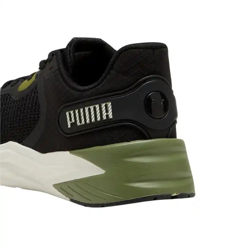 Siyah ve Yeşil Renklerin Moda Dünyasındaki Yeri ve Puma Ayakkabılarıyla Stil Yaratma